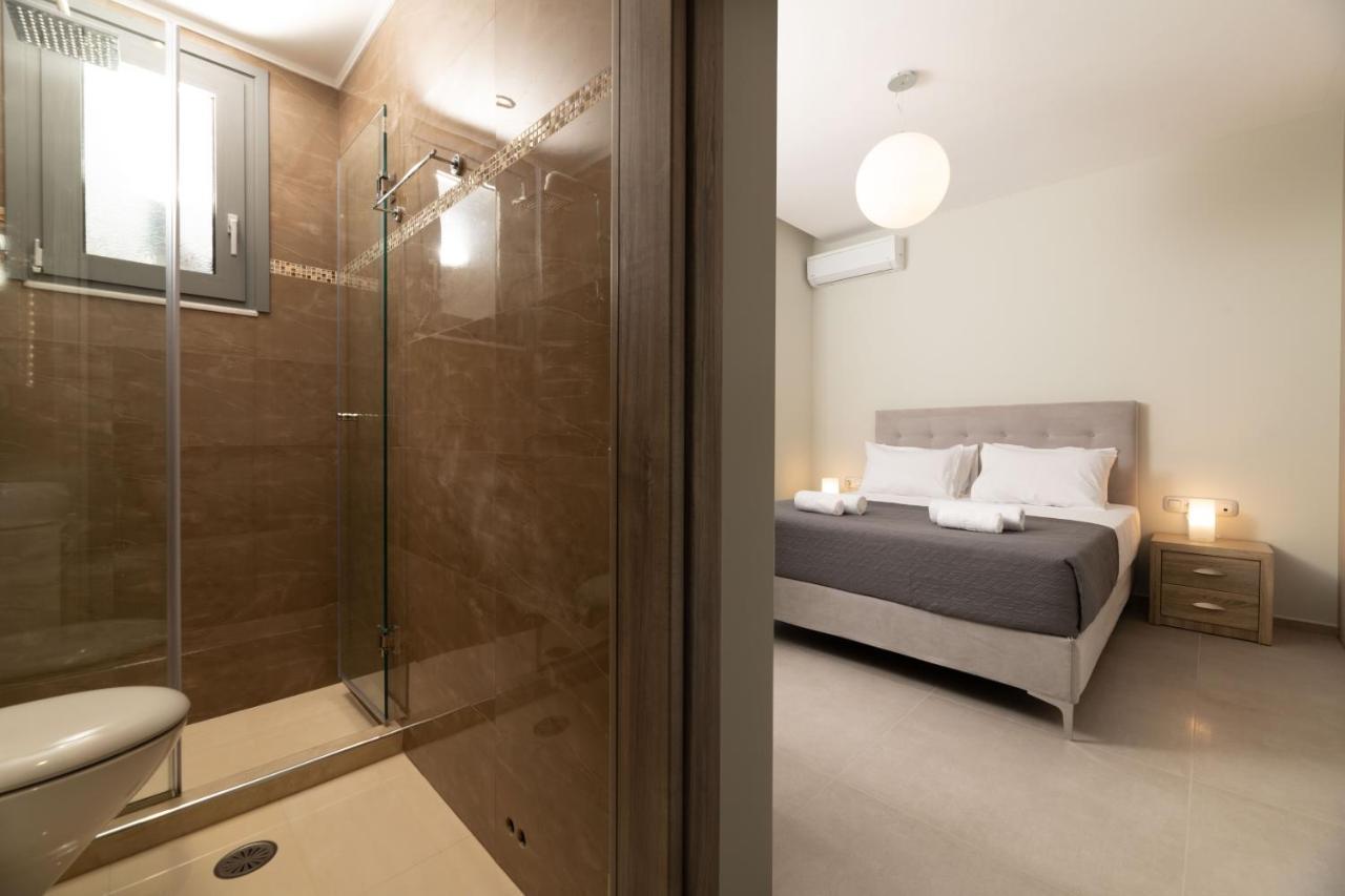 Tsatos Luxury Residence クレマスティ エクステリア 写真