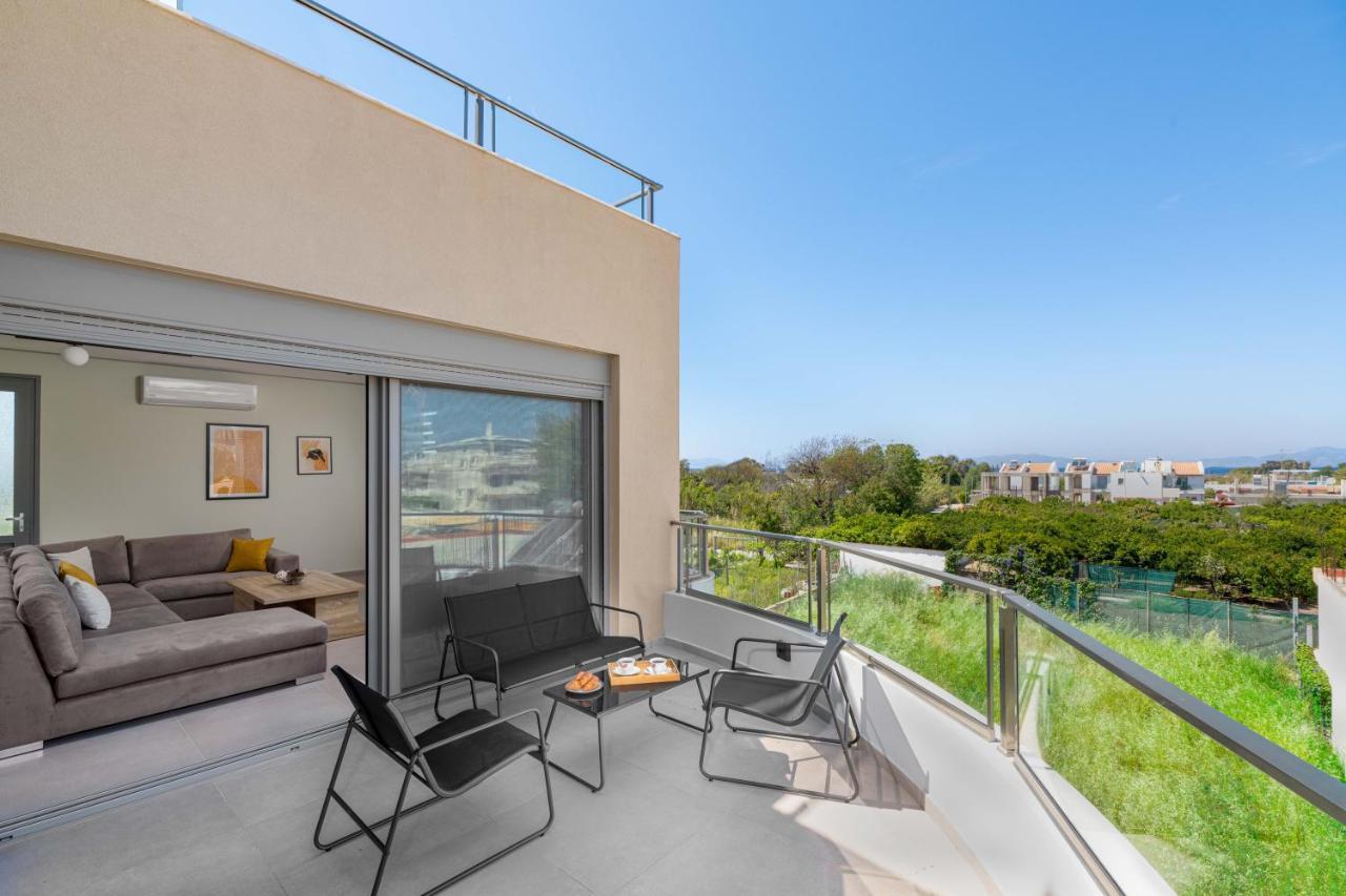 Tsatos Luxury Residence クレマスティ エクステリア 写真