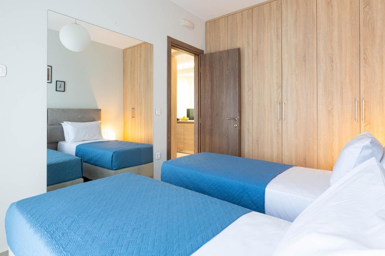 Tsatos Luxury Residence クレマスティ エクステリア 写真