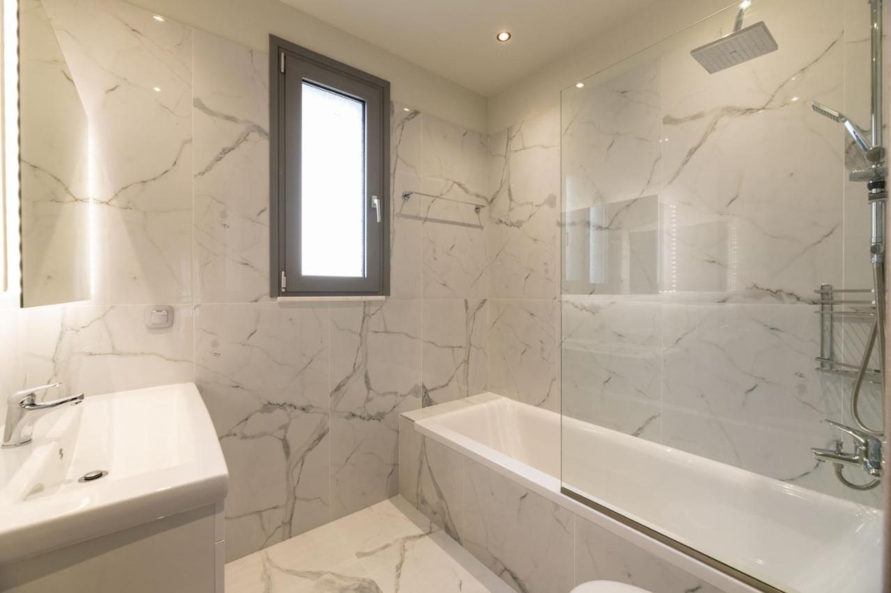 Tsatos Luxury Residence クレマスティ エクステリア 写真